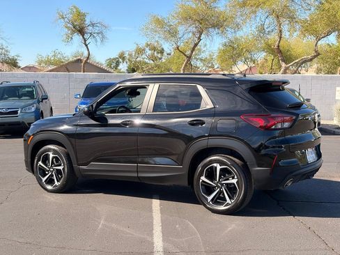 Used 2021 Chevrolet TrailBlazer RS w/ Sun and Liftgate Package AWD/4WD image 4