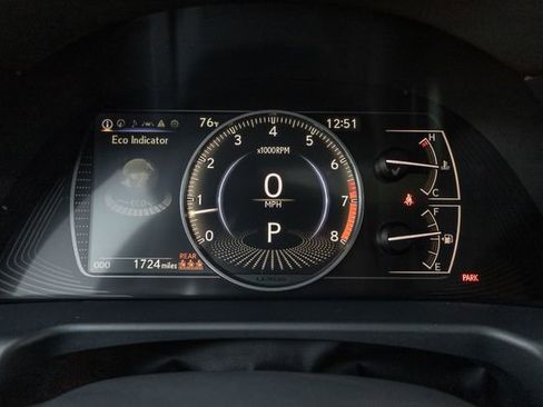 Used 2025 Lexus ES 350 w/ Premium Package image 9