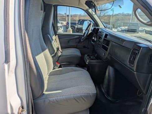 Used 2014 Chevrolet Express 3500 Work Van image 15