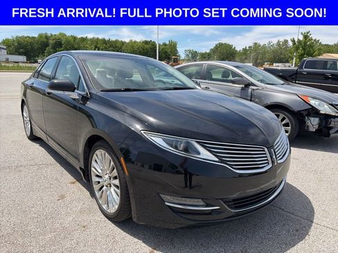 Used 2016 Lincoln MKZ w/ Equipment Group 200A Select FWD image 2