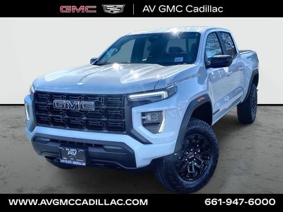 New 2026 GMC Canyon Elevation w/ LPO, Black Badging Package