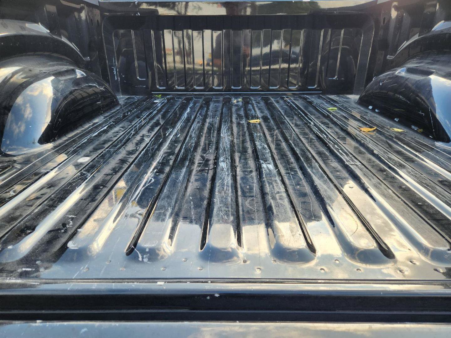 Used 2022 RAM 1500 Laramie AWD/4WD image 33
