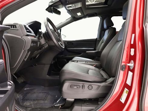 Used 2025 Honda Odyssey Sport-L image 13