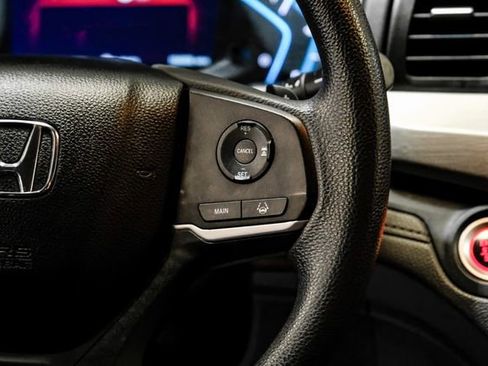 Used 2018 Honda Odyssey EX image 22