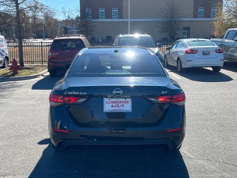 Used 2024 Nissan Sentra SV image 16