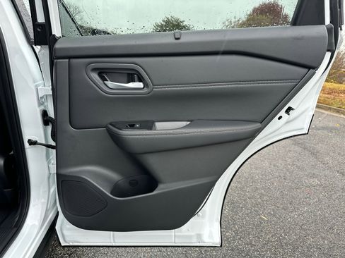 New 2026 Nissan Rogue SV w/ SV Premium Package image 16