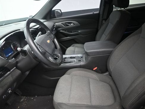 Used 2023 Chevrolet Traverse LT FWD image 12