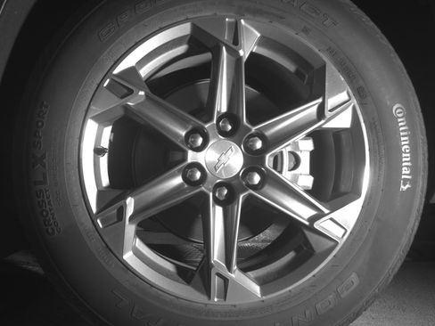 Used 2025 Chevrolet Blazer LT FWD image 14