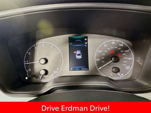 Certified 2025 Toyota Corolla SE image 17