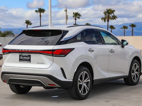 Used 2025 Lexus RX 350 Premium FWD image 7
