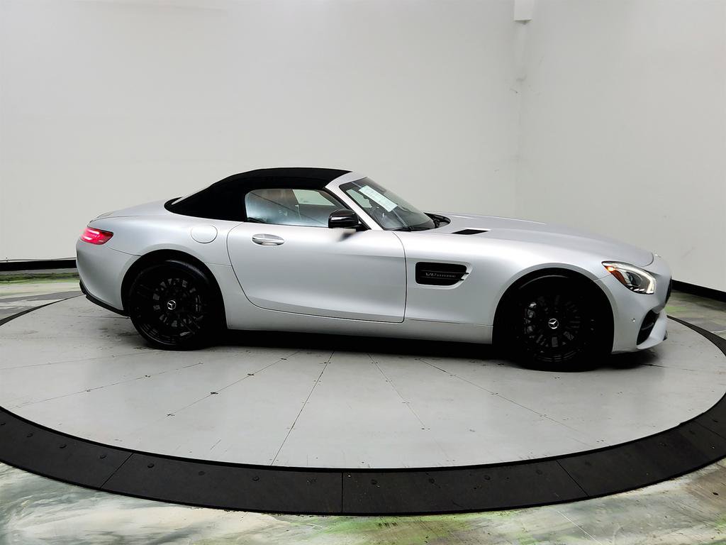 Used 2018 Mercedes-Benz AMG GT Roadster image 4