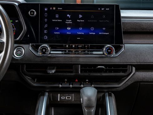 Used 2024 Chevrolet Colorado Trail Boss w/ Technology Package AWD/4WD image 24