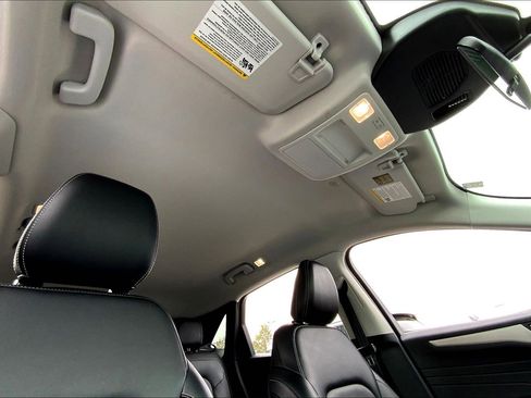 Used 2022 Ford Escape SEL image 12