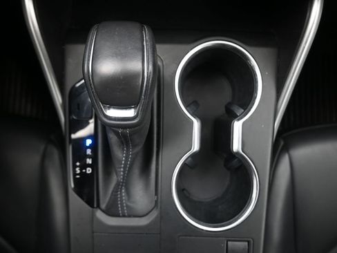 Used 2023 Toyota Highlander XLE FWD image 8