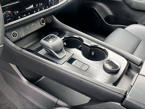 Certified 2023 Nissan Rogue SL AWD/4WD image 17