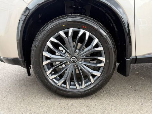 New 2026 Nissan Rogue Platinum AWD/4WD image 28