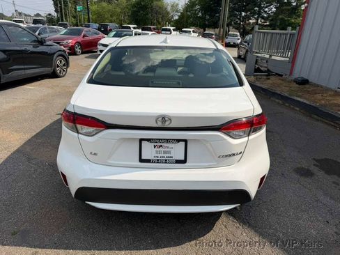 Used 2021 Toyota Corolla LE FWD image 6