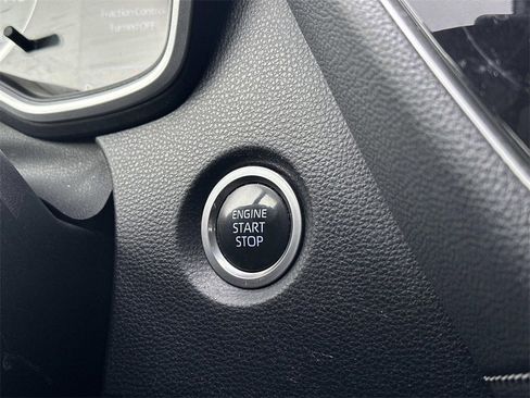 Certified 2019 Toyota Corolla SE image 27