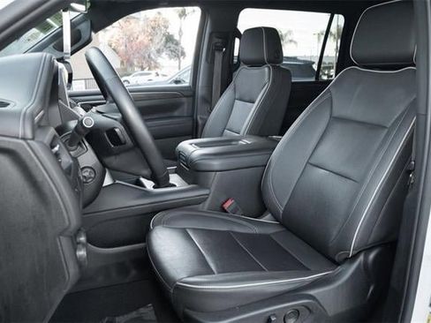 Used 2024 Chevrolet Suburban Premier image 55