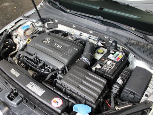 Used 2016 Volkswagen GTI S image 31