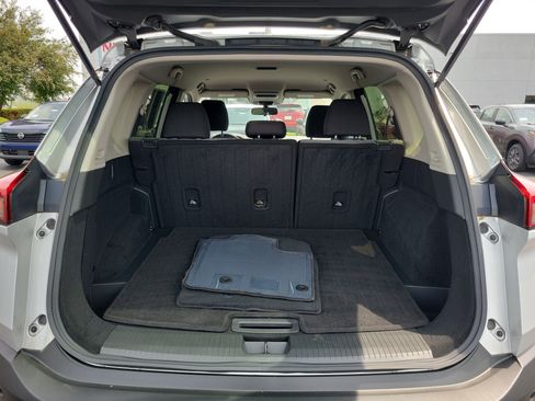 Certified 2023 Nissan Rogue SV AWD/4WD image 8
