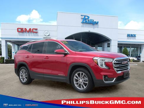 Used 2022 GMC Terrain SLT FWD image 1