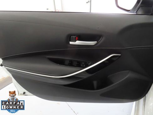 Used 2023 Toyota Corolla XSE image 11