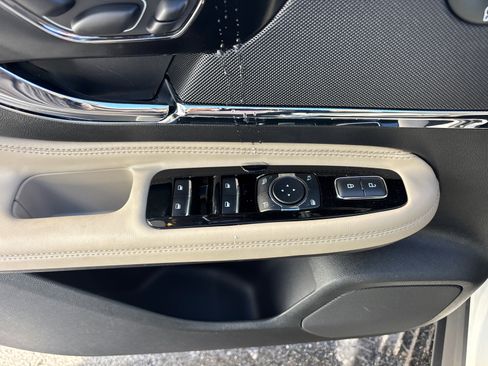 New 2026 Lincoln Corsair Reserve AWD/4WD image 13