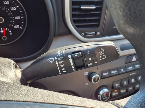 Used 2020 Kia Sportage LX w/ LX Popular Package image 24