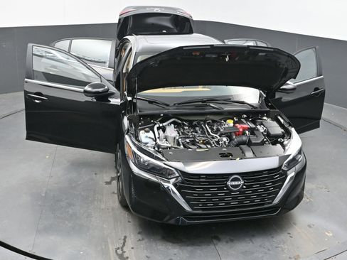 New 2025 Nissan Sentra SV w/ SV Premium Package image 38