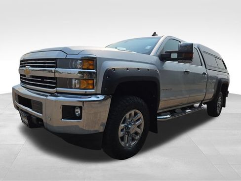 Used 2016 Chevrolet Silverado 2500 LTZ w/ Duramax Plus Package AWD/4WD image 5