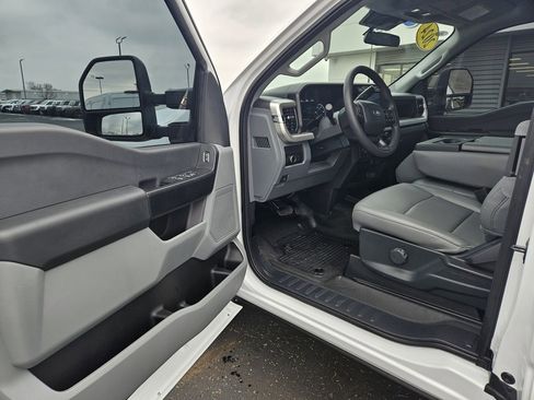 Used 2024 Ford F350 XL image 11
