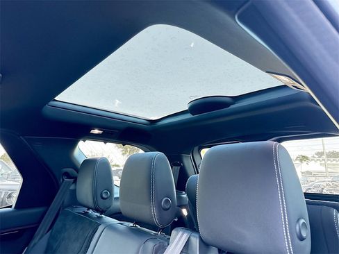 Used 2023 Land Rover Discovery S R-Dynamic image 26