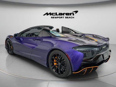 Used 2025 McLaren Artura Spider RWD image 5