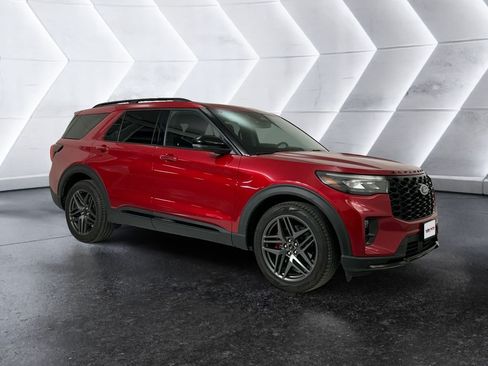 Used 2025 Ford Explorer ST w/ Sun And Sound Package AWD/4WD image 1
