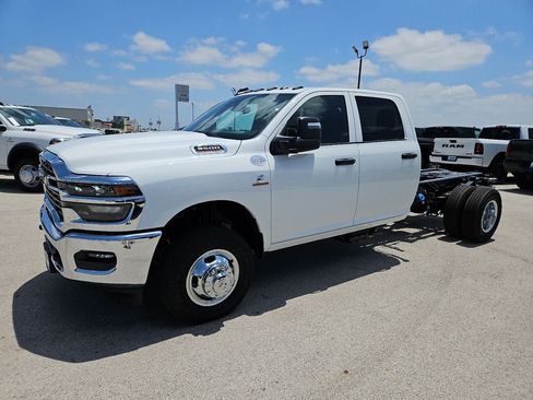 New 2026 RAM 3500 Tradesman w/ Chrome Appearance Group A AWD/4WD image 2