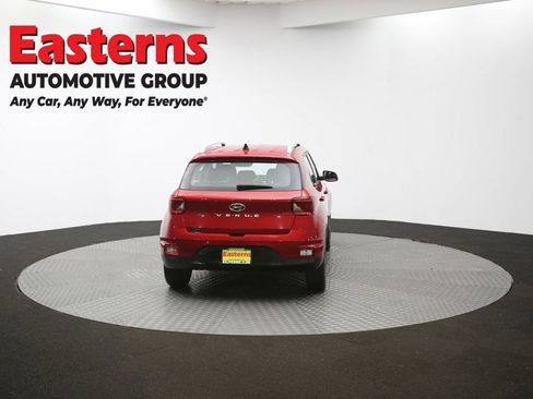 Used 2022 Hyundai Venue SEL image 37