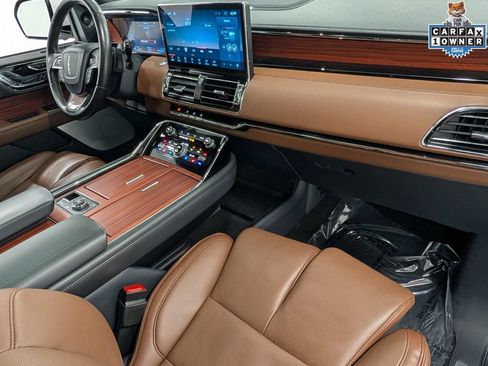 Used 2024 Lincoln Navigator Reserve AWD/4WD image 31