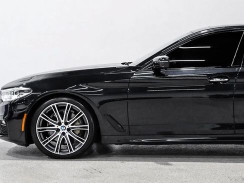 Used 2018 BMW 540i RWD image 14