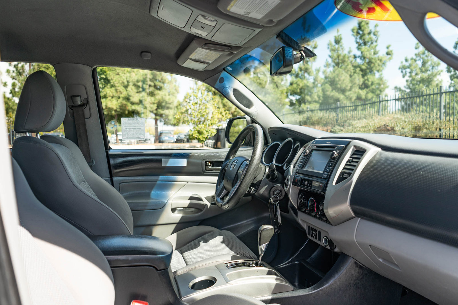 Used 2013 Toyota Tacoma 4x4 Double Cab w/ TRD Off-Road Pkg image 18