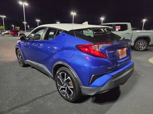 Used 2018 Toyota C-HR XLE FWD image 8