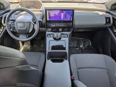 Used 2025 Toyota bZ4X AWD image 18