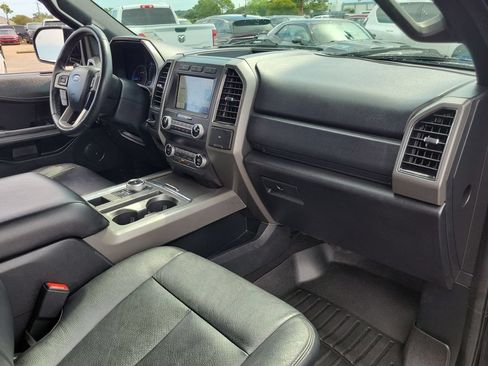 Used 2021 Ford Expedition XLT RWD image 28