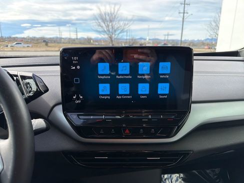 Certified 2023 Volkswagen ID.4 Pro image 19