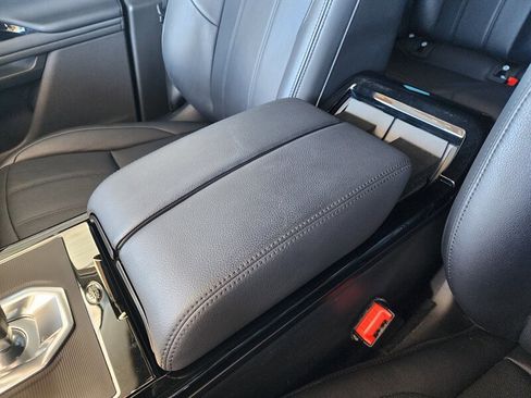 Used 2023 Land Rover Range Rover Evoque R-Dynamic S image 40