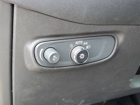 Used 2023 Chevrolet Equinox RS w/ LPO, Floor Liner Package AWD/4WD image 9