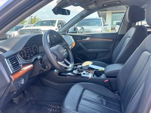 Used 2023 Audi Q5 2.0T Premium Plus w/ Premium Plus Package AWD/4WD image 9