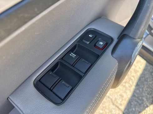 Used 2010 Honda CR-V EX-L image 11