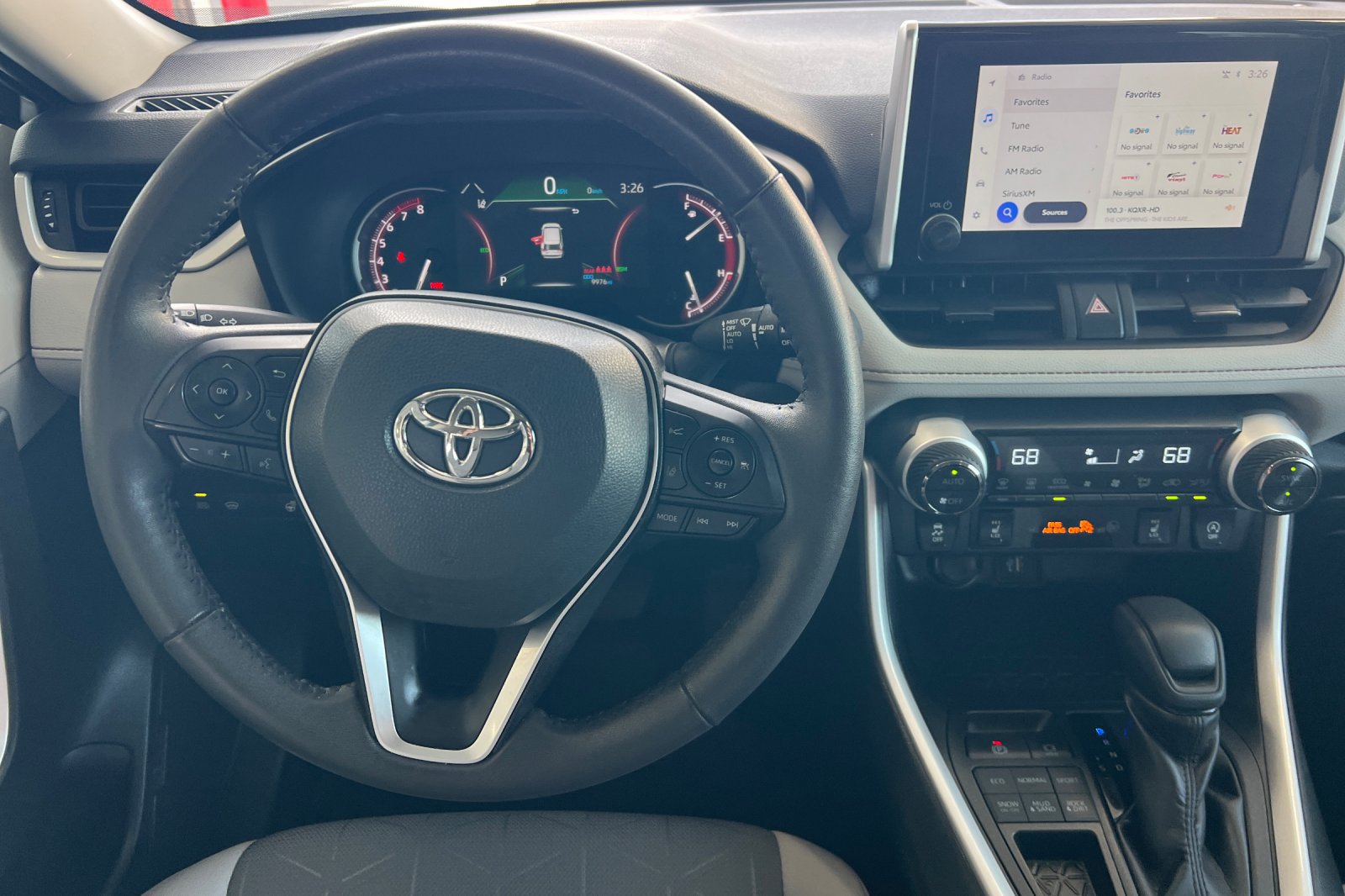 Certified 2025 Toyota RAV4 XLE w/ Convenience Package AWD/4WD image 11