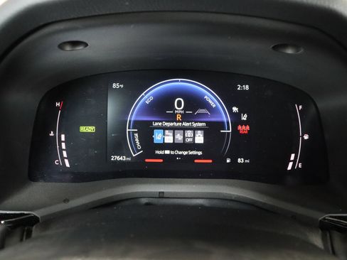 Certified 2025 Toyota Camry SE image 39